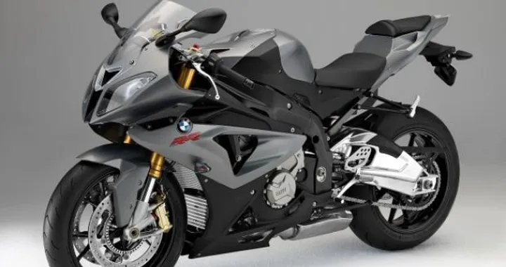 BMW Motorrad MY 2013: ABS per tutti i modelli, nuovi colori e pacchetti Dynamic e Touring per la F 800 R