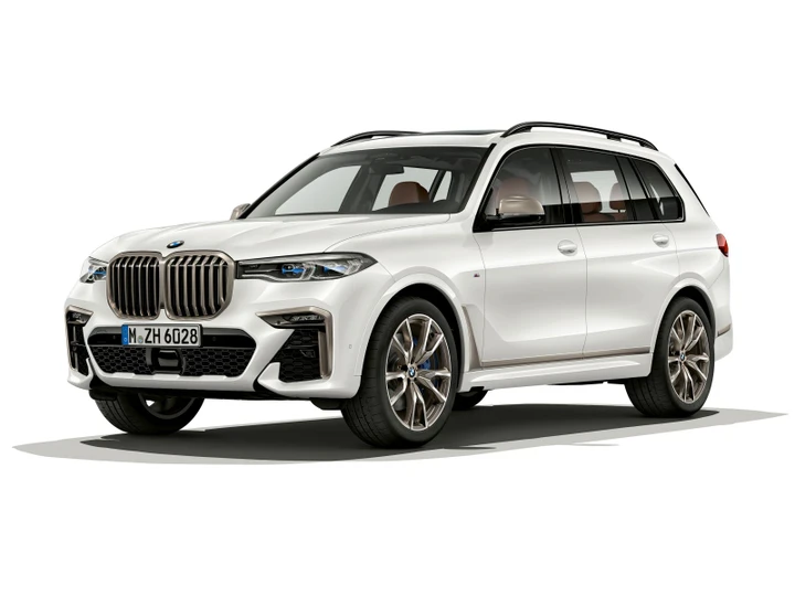 BMW X7: allo studio la versione sportiva M60i