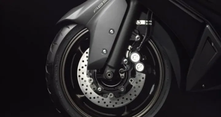 La Commissione Europea rivede l'omologazione moto: Euro4 e ABS di serie entro il 2016