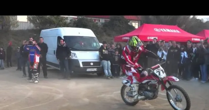 Lorenzo si diverte con il cross al TT Offroad Experience
