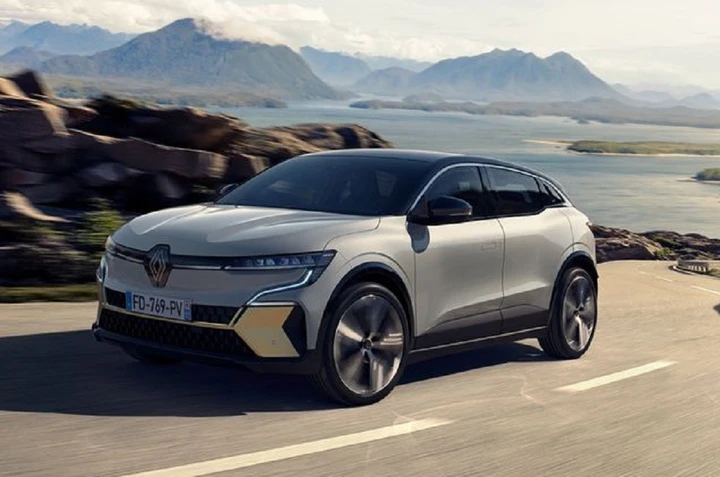 Renault Mégane E-Tech Electric: via alle ordinazioni, equipaggiamenti e prezzi