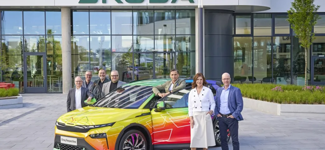 Škoda Elroq Respectline, l'auto arcobaleno che celebra l'inclusività
