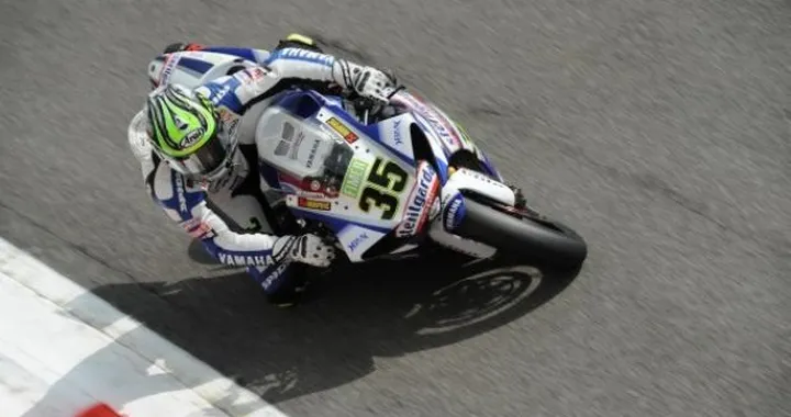 WSBK a Kyalami: Yamaha Sterilgarda conquista la Superpole, Cal Crutchlow precede James Toseland e Carlos Checa