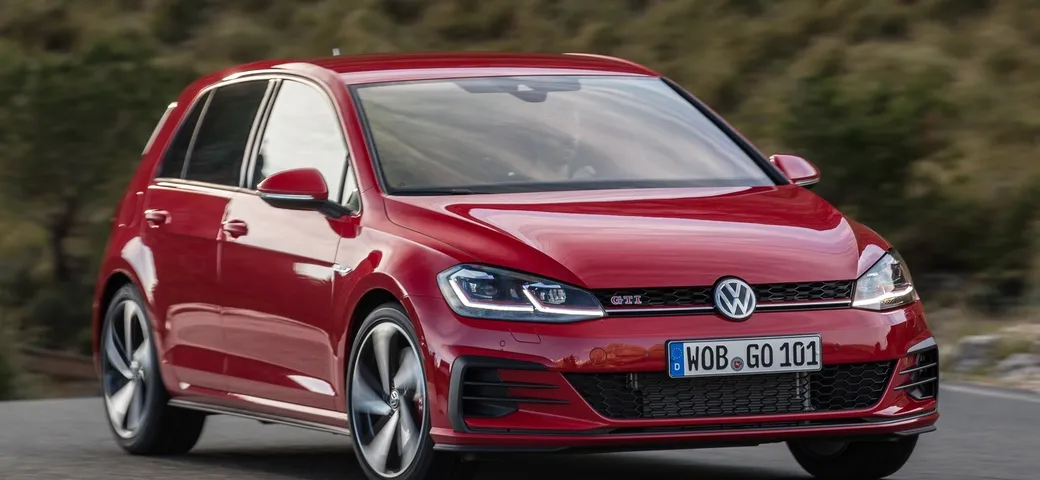 Volkswagen Golf GTI MK8: non sarà ibrida