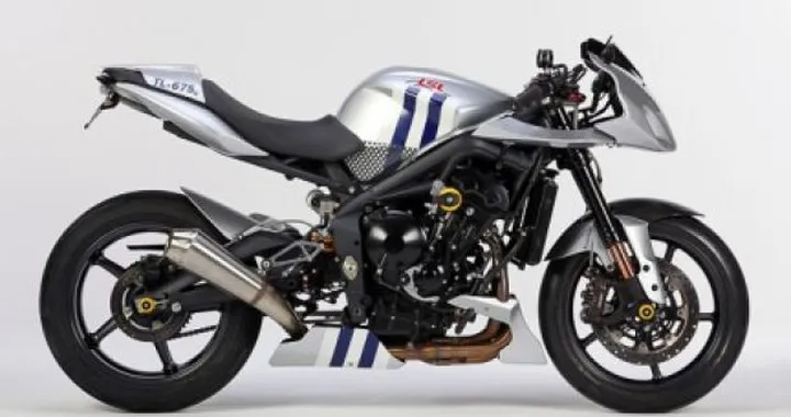 Special: TL-675 Street Triple by LSL