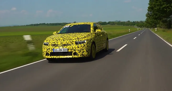 Opel Astra 2022, la prova su strada in anteprima
