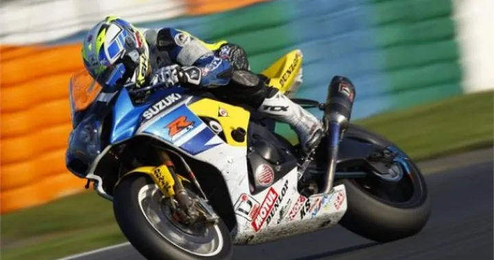 Endurance: il SERT vince a man bassa il Bol d'Or davanti al Kawasaki SRC e al team BMW Motorrad France. l'Honda TT Legends è quinto.