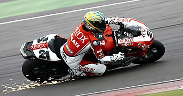 SBK: Bayliss vince gara 2 ad Assen