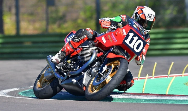 Moto Guzzi vince la 4 Ore Vintage di Imola