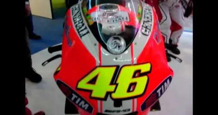Valentino Rossi's 2011 Ducati unveiled