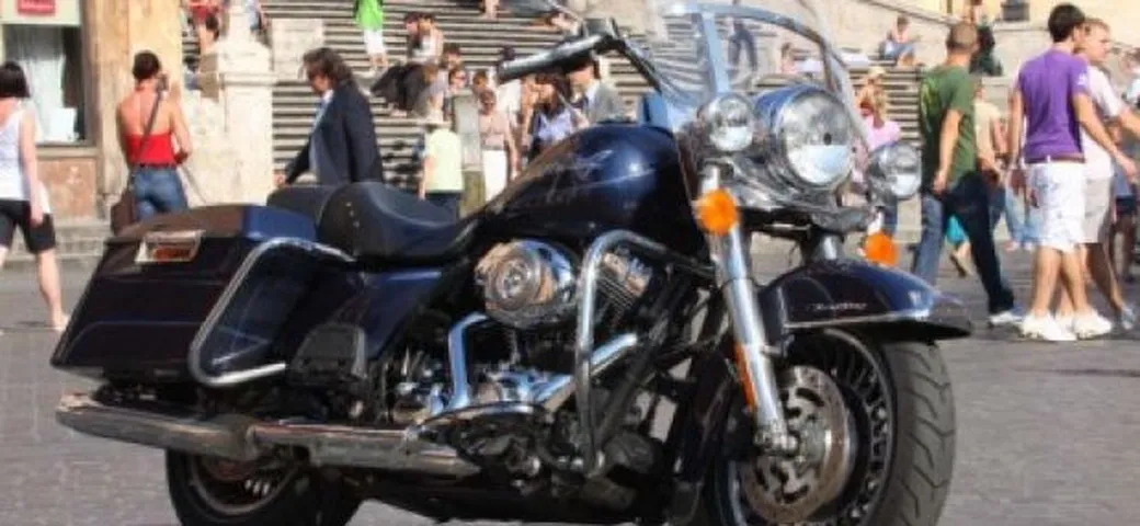 Test Harley-Davidson Road King Classic, regina della strada