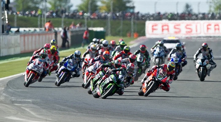 Superbike 2017: piloti e squadre al via, orari delle gare