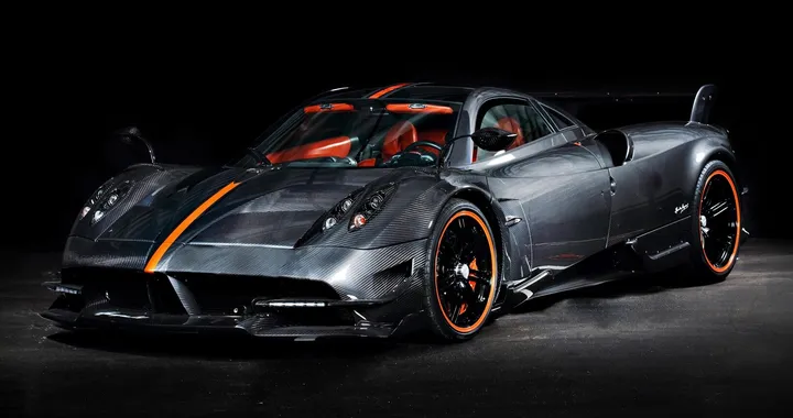 Rara Pagani Huayra BC Coupé "Pacchetto Tempesta" all'asta a Dubai