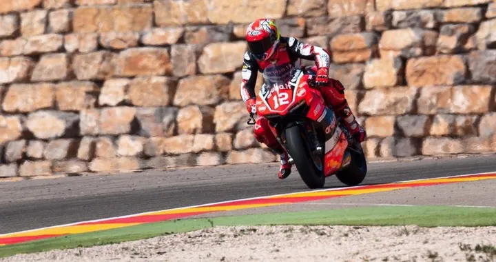 Superstock1000: Rinaldi e Ducati primi nelle FP3