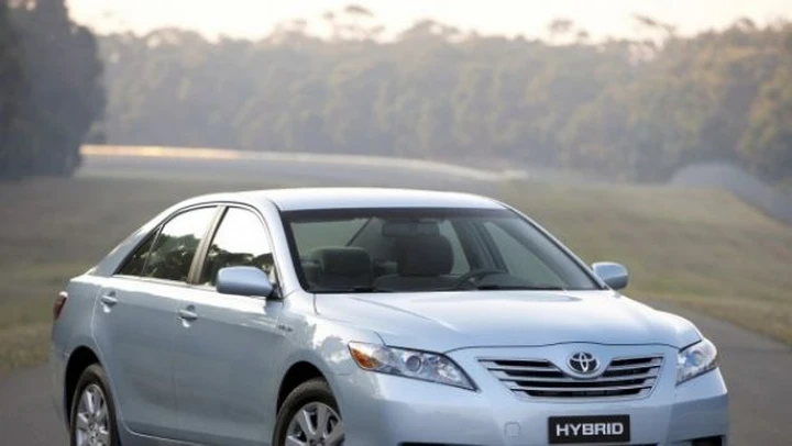 Toyota: parte in Cina la produzione della Camry Hybrid