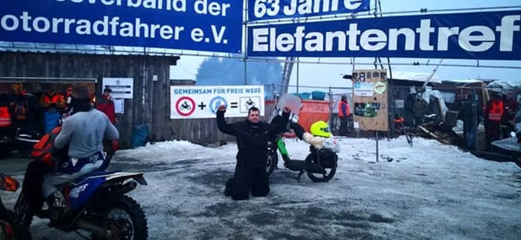 1000 km in Piaggio Ciao per l'Elefantentreffen: l'avventura di Gerardo Garcia