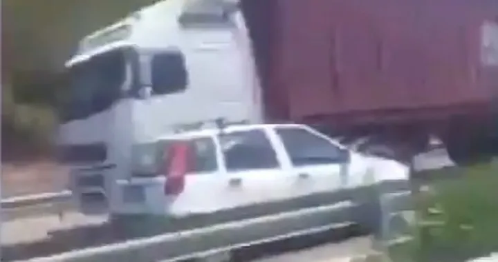 Sicilia: contromano in autostrada [Video]