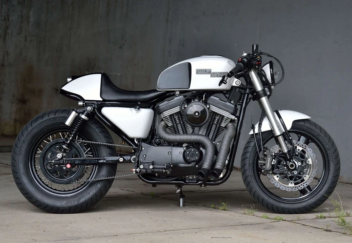 Harley Davidson 883 