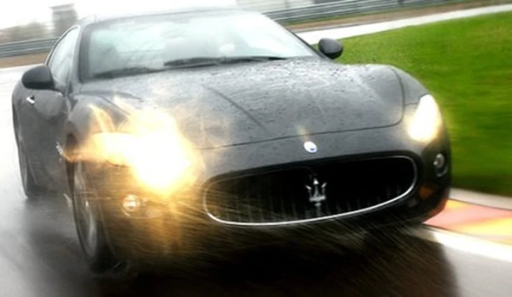 Autocar prova la Maserati GranTurismo