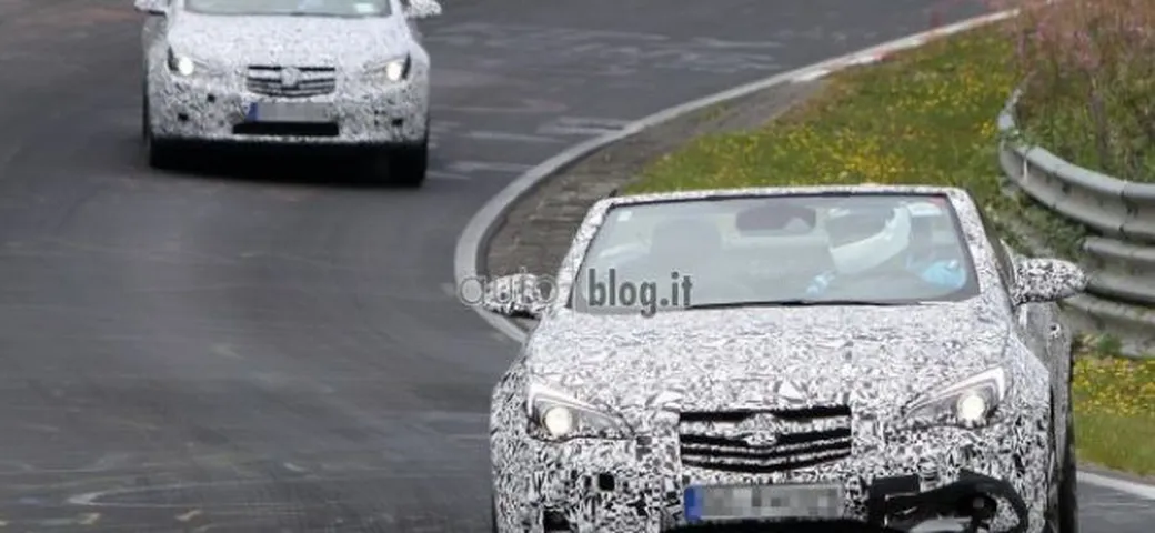Foto spia Opel Astra Cabriolet