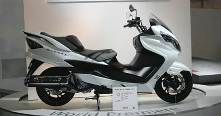 Suzuki SkyWave Type S 250cc (Burgman)