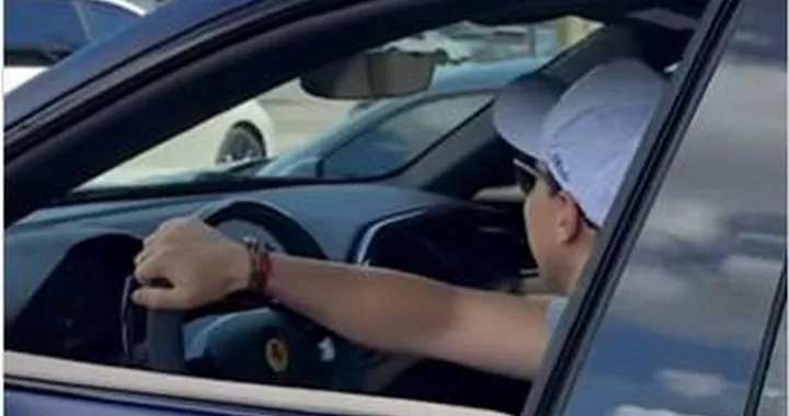 Felipe Massa con la Ferrari Purosangue a Miami | Video