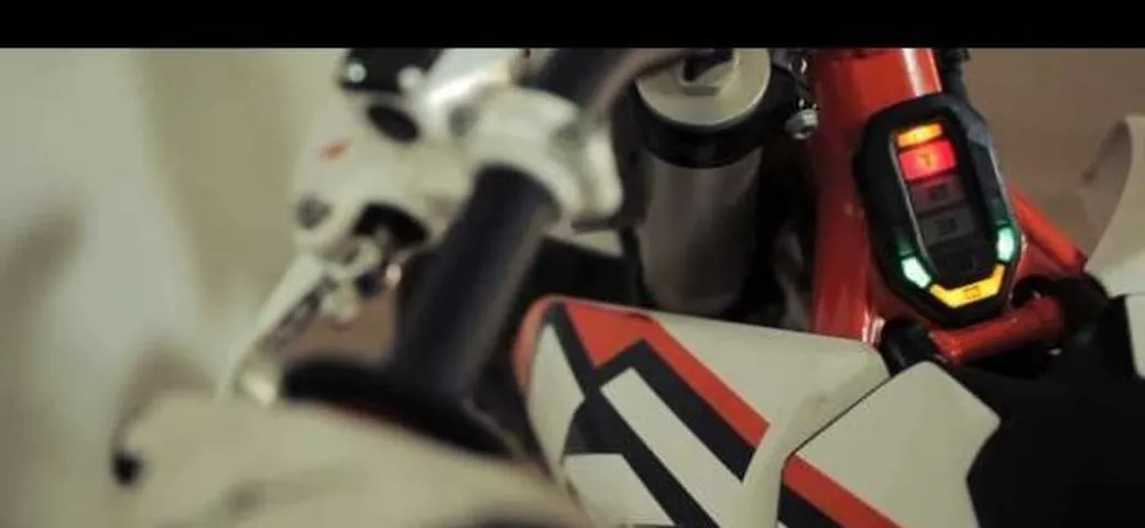 KTM Freeride E: il video di Barcellona con Julien Dupont