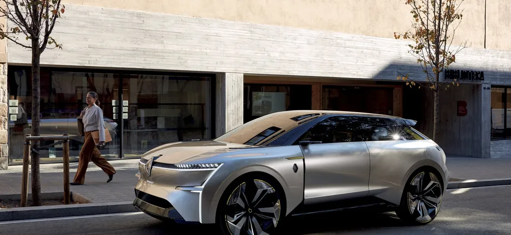 Renault Morphoz: la concept car a propulsione elettrica