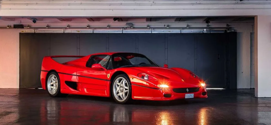 In vendita una Ferrari F50 con soli 1000 km: quanto vale oggi