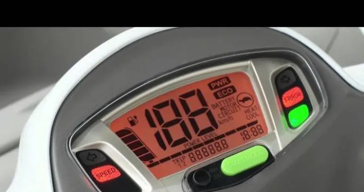 Suzuki e-Let's Concept Scooter Elettrico /video