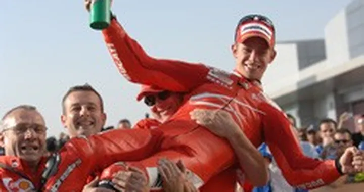 Casey Stoner, vittoria perfetta!