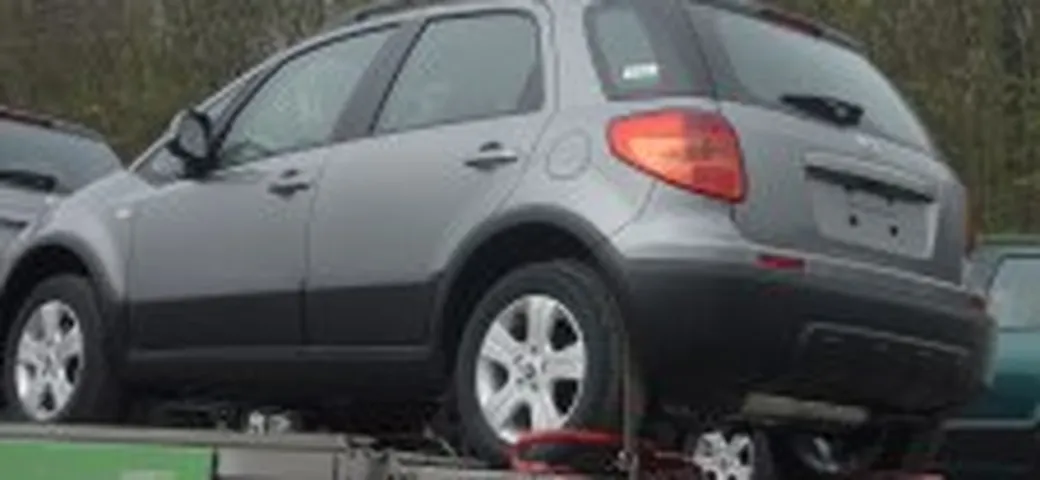 Fiat Sedici sorpresa su una bisarca