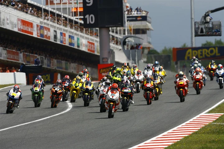 Moto2 “bluff”, anche la FIM scopre … l’acqua calda. Finalmente una 500 bicilindrica fra Moto3 e MotoGP?