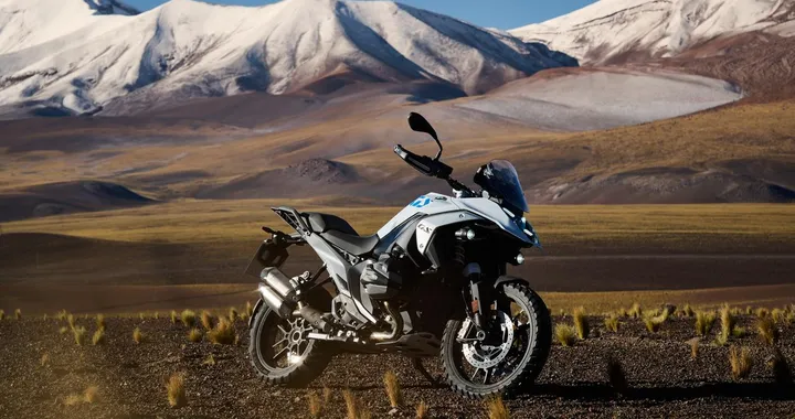Nuova BMW R 1300 GS: un salto qualitativo nel mondo delle moto [FOTO]