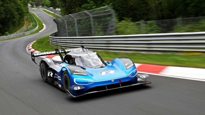 Volkswagen dice addio al motorsport