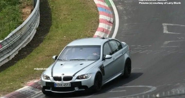 BMW M3 berlina: nuove foto spia