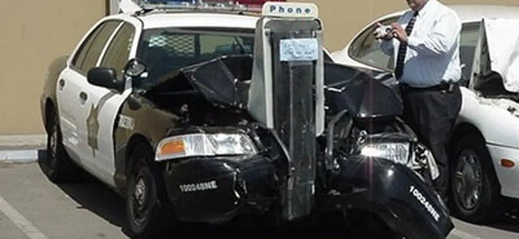 Se vi becca la Polizia... al telefono...