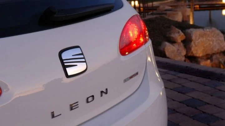 Seat Leon 1.6 TDI CR 105 cavalli: prezzi da 20.160 euro