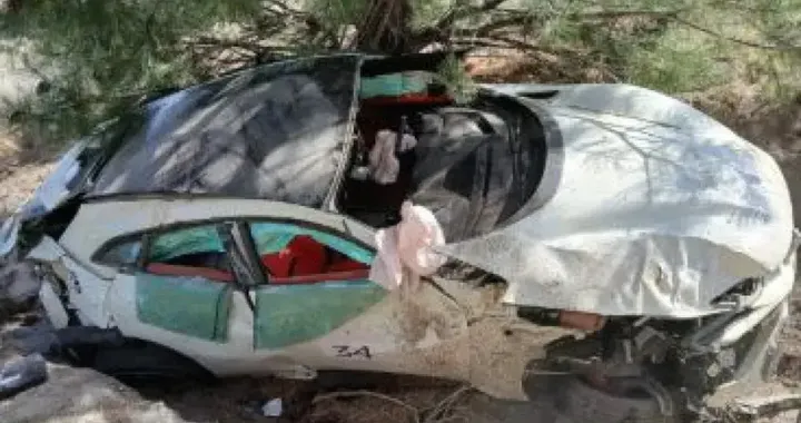 Ferrari Purosangue si ribalta, Cavalcade sospesa