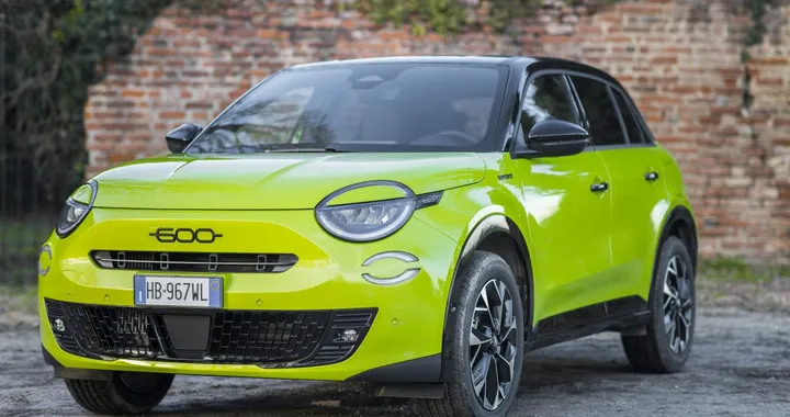 Fiat 600 Sport, ecco l'Edizione Milano Cortina 2026: i prezzi