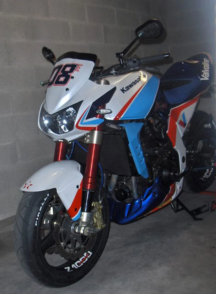 Kawasaki Z1000 