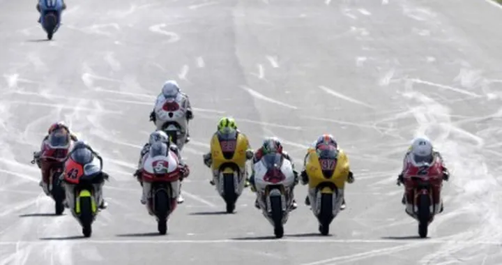 Moto3 CIV Mugello, l’indiana Mahindra “tricolore” con Locatelli. Doppietta Honda con Coletti. L’italiana Oral da … record