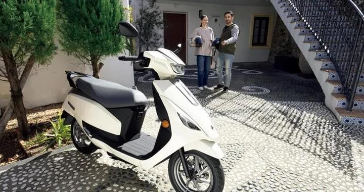 Suzuki e-Address: sipario sul primo scooter elettrico di Suzuki