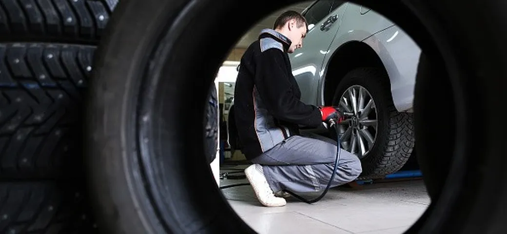 Cambio gomme invernali: fino a 1.700€ di multa per chi non rispetta l'obbligo