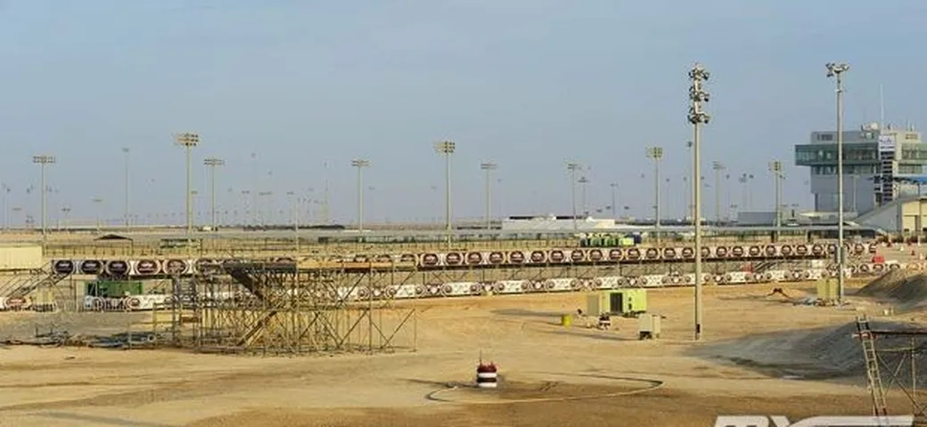 Motocross 2014: sabato sera il via alle danze con la notturna in Qatar