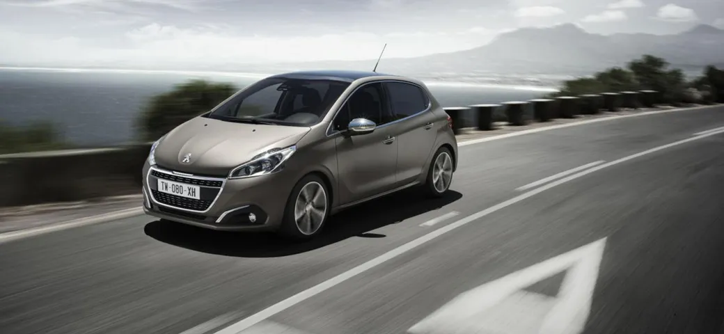 Peugeot 208: i nuovi colori opachi