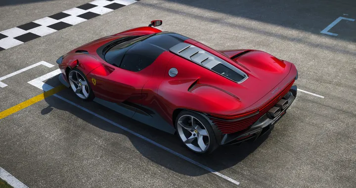Ibrahimovic si regala due Ferrari per i suoi 41 anni
