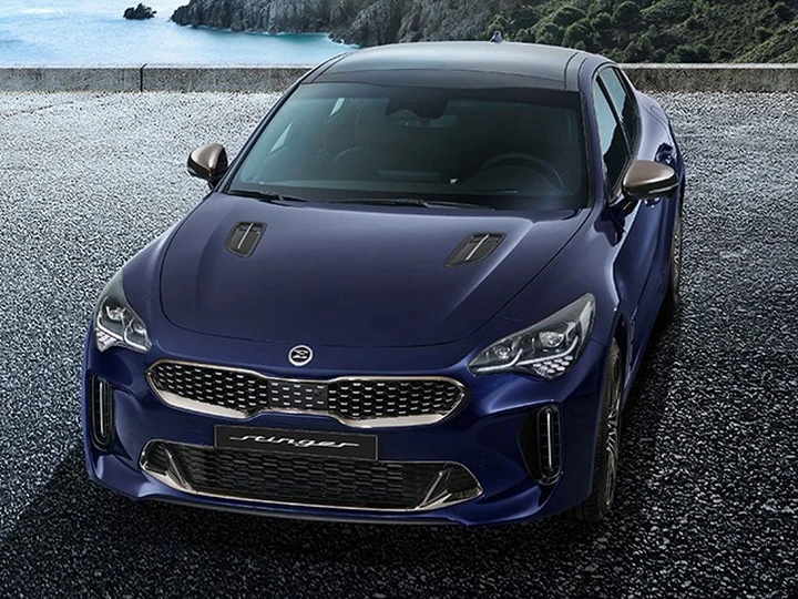 Kia Stinger 2021: le prime foto e informazioni del restyling