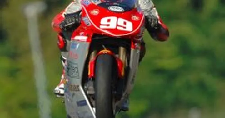 STK 1000: Luca Scassa riconquista Imola