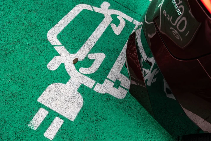 Lombardia, scattano gli incentivi fino a 3.500 euro per veicoli green